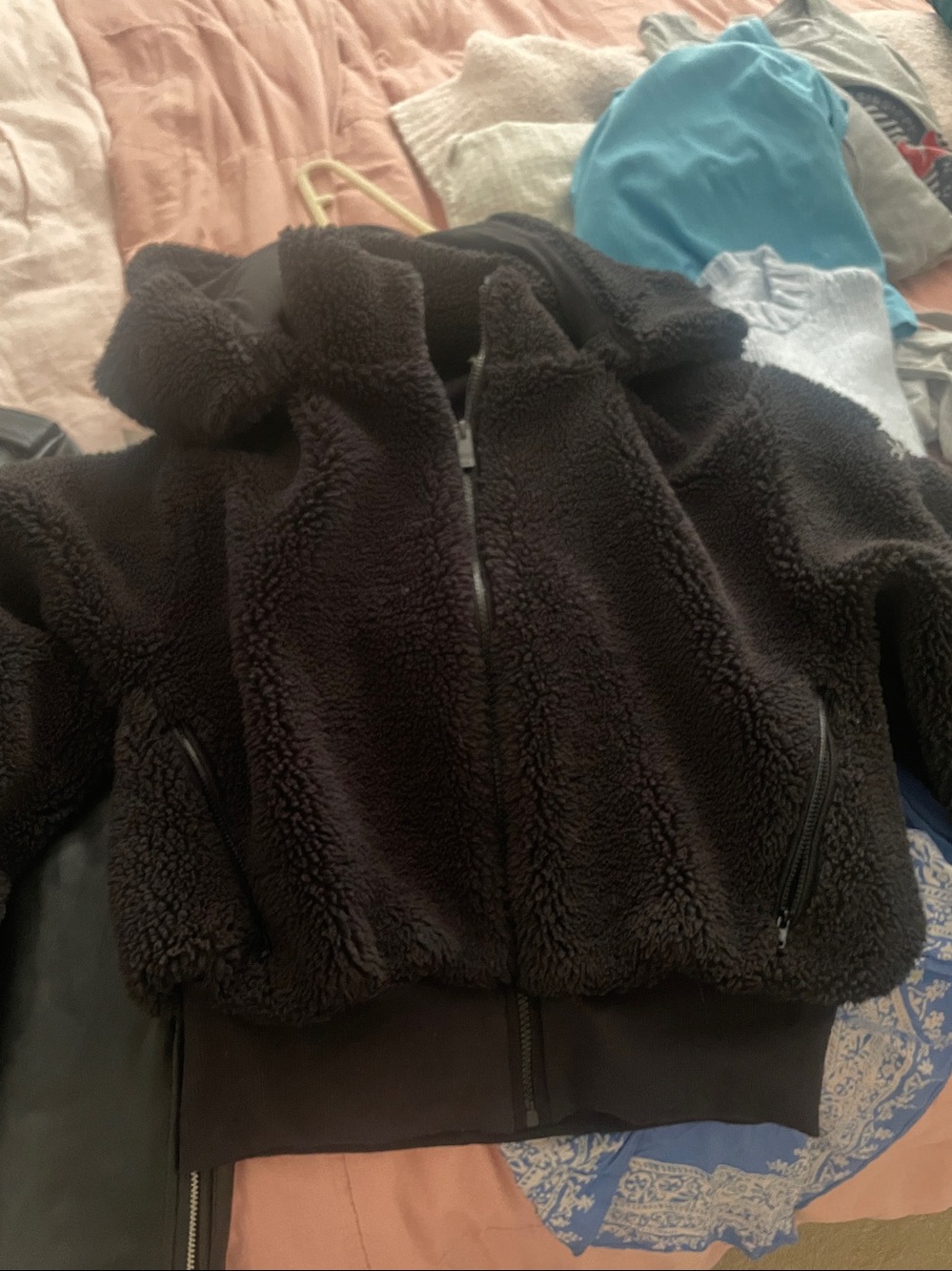 ALO black Foxy Sherpa Zip-Up hooded Jacket - - Picture 5 of 5